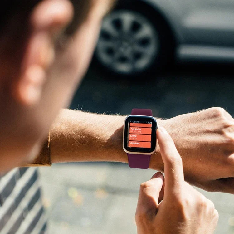 Für Apple Watch Ultra 49 mm &amp; Watch Ultra 2 49 mm / Series 10 46 mm / 9 &amp; 8 &amp; 7 45 mm / SE 3 &amp; SE 2 &amp; 6 &amp; SE 5 &amp; 4 44 mm / 3 &amp; 2 &amp; 1 42 mm: Elastisches Silikonarmband in Unifarbe, Größe: M (143 mm)