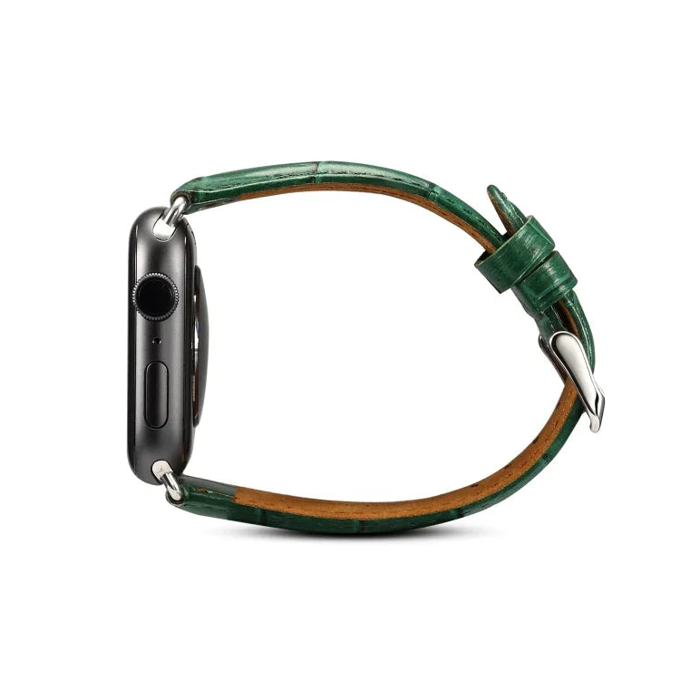 Denior Uhrenarmband aus Rindsleder mit Krokodilprägung für Apple Watch Series 10 42 mm / 9, 8 und 7 41 mm / SE 3, SE 2, 6, SE 5 und 4 40 mm / 3, 2 und 1 38 mm