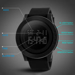 SKMEI 1142 Multifunktionale Herren Outdoor Sport Wasserdichte Digitaluhr mit Nachtleuchtfunktion und Silikonarmband
