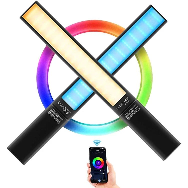 LUXCeO P6 RGB Farbige LED-Foto- und Videoleuchte mit Handsteuerung per App, Vollfarb-LED-Fülllicht, P6