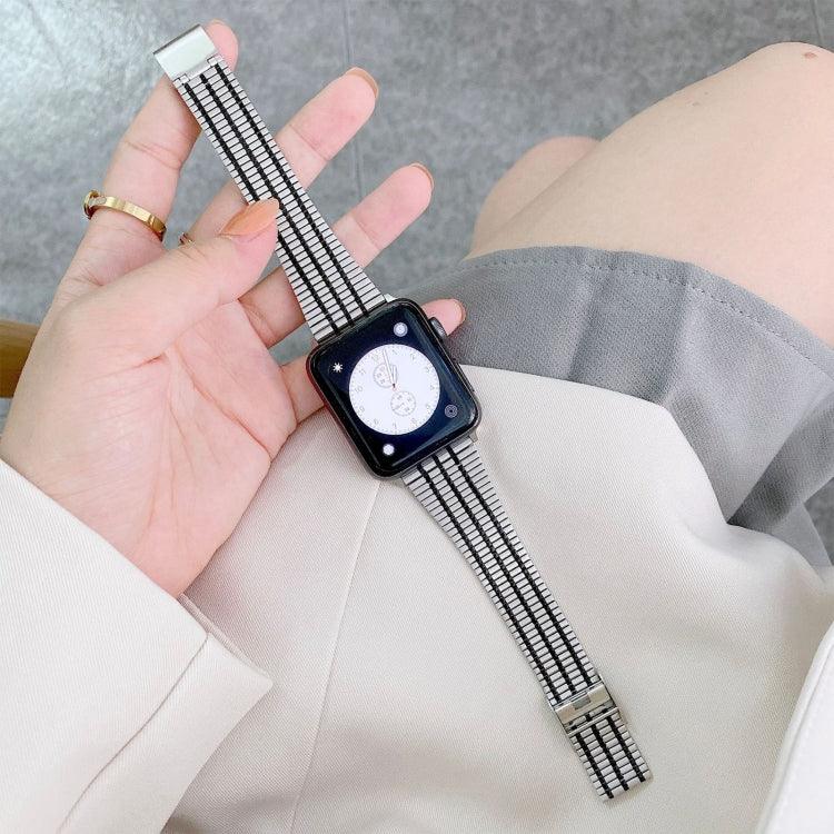 Farblich passendes Edelstahl-Ersatzarmband mit sieben Perlen, für Apple Watch Series 7 (41 mm), 6, SE, 5 und 4 (40 mm) sowie für Apple Watch Series 7 (45 mm), 6, SE, 5 und 4 (44 mm).
