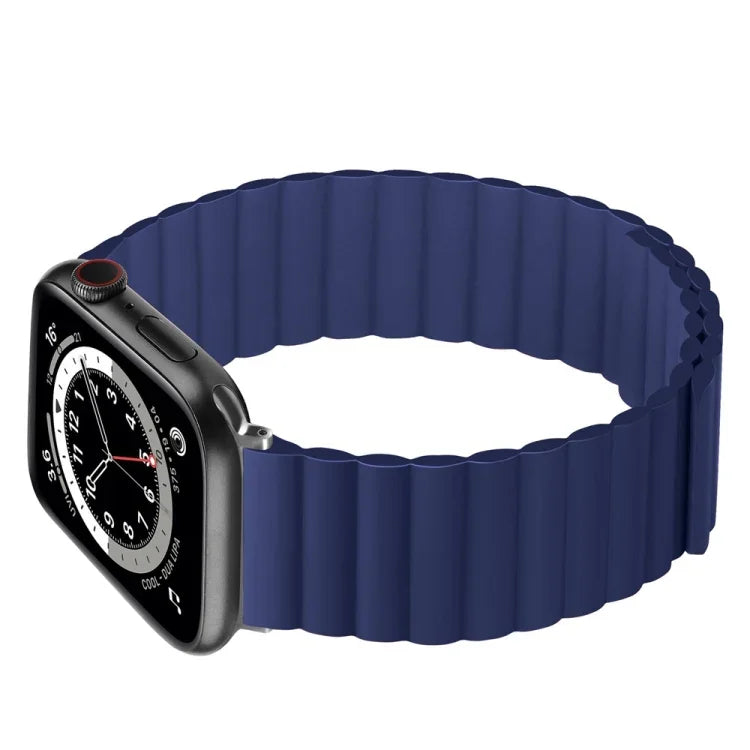 Magnetisches Silikon-Ersatzarmband für Apple Watch Series 7 (41 mm), Series 6, SE, Series 5 und Series 4 (40 mm) sowie Series 7 (45 mm), Series 6, SE, Series 5 und Series 4 (44 mm).