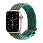 Nylon-Ersatzarmbänder mit Wellenstruktur für Apple Watch Series 7 (45 mm), 6, SE, 5, 4 (44 mm), 3, 2, 1 (42 mm), 7 (41 mm), 6, SE, 5, 4 (40 mm) und 3, 2, 1 (38 mm)