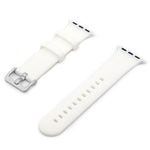 Silikon-Ersatzarmband mit silberner Dornschließe, passend für Apple Watch Series 7 (41 mm), 6, SE, 5 und 4 (40 mm) sowie für Apple Watch Series 7 (45 mm), 6, SE, 5 und 4 (44 mm).