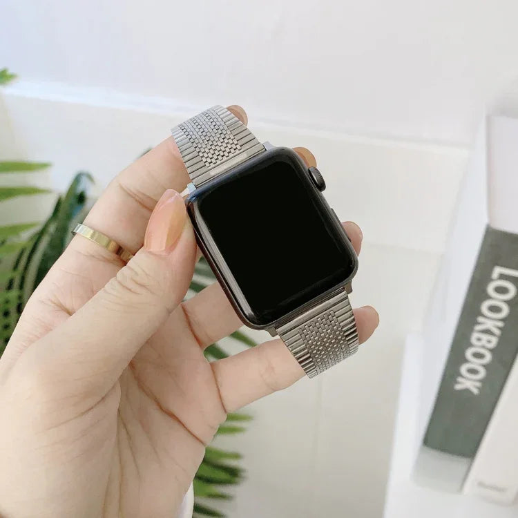 Schmale Edelstahl-Ersatzarmbänder für Apple Watch Series 7 (41 mm), 6, SE, 5 und 4 (40 mm) und 4 (45 mm), passend für Apple Watch Series 7 (45 mm), 6, SE, 5 und 4 (44 mm).