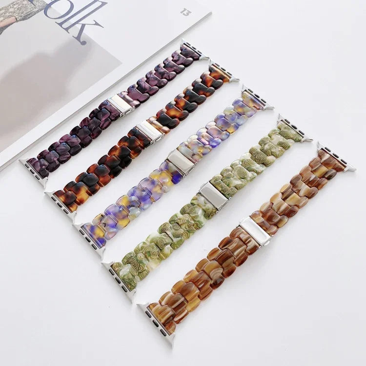 Ersatzarmband aus Kunstharz für Apple Watch Series 7 (41 mm), 6, SE, 5, 4 (40 mm), 3, 2, 1 (38 mm) und 7 (45 mm), 6, SE, 5, 4 (44 mm) sowie 3, 2, 1 (42 mm).