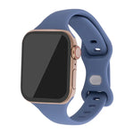 Schlankes Silikon-Ersatzarmband mit 8 Schnallen für Apple Watch Series 7 (41 mm), 6, SE, 5 und 4 (40 mm) sowie für Apple Watch Series 7 (45 mm), 6, SE, 5 und 4 (44 mm).