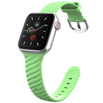 Silikon-Ersatzarmband in Unifarben für Apple Watch Series 7 (41 mm), 6, SE, 5, 4 (40 mm), 3, 2, 1 (38 mm) und 7 (45 mm), 6, SE, 5, 4 (44 mm) sowie 3, 2, 1 (42 mm).