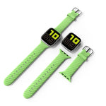 Silikon-Ersatzarmband in Unifarben für Apple Watch Series 7 (41 mm), 6, SE, 5, 4 (40 mm), 3, 2, 1 (38 mm) und 7 (45 mm), 6, SE, 5, 4 (44 mm) sowie 3, 2, 1 (42 mm).