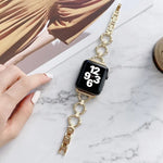 O-förmiges Metallarmband als Ersatz für Apple Watch Series 7 (41 mm), 6, SE, 5, 4 (40 mm), 3, 2, 1 (38 mm) und 7 (45 mm), 6, SE, 5, 4 (44 mm) sowie 3, 2, 1 (42 mm).