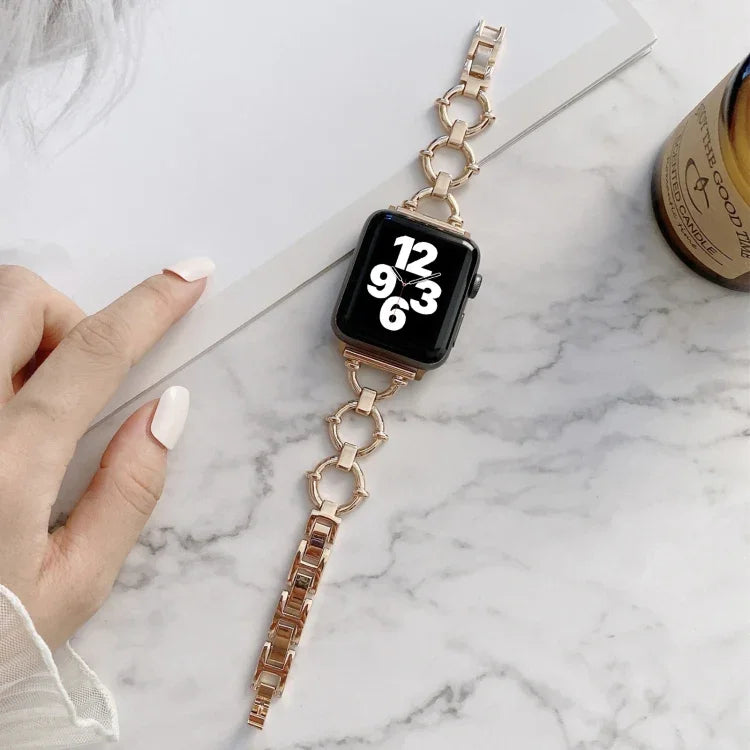 O-förmiges Metallarmband als Ersatz für Apple Watch Series 7 (41 mm), 6, SE, 5, 4 (40 mm), 3, 2, 1 (38 mm) und 7 (45 mm), 6, SE, 5, 4 (44 mm) sowie 3, 2, 1 (42 mm).