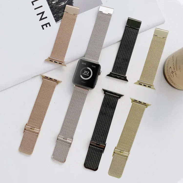 Gerades Edelstahlarmband mit V-förmiger Schnalle als Ersatz für Apple Watch Series 7 (41 mm), 6, SE, 5, 4 (40 mm), 3, 2, 1 (38 mm) und 7 (45 mm), 6, SE, 5, 4 (44 mm) sowie 3, 2, 1 (42 mm).