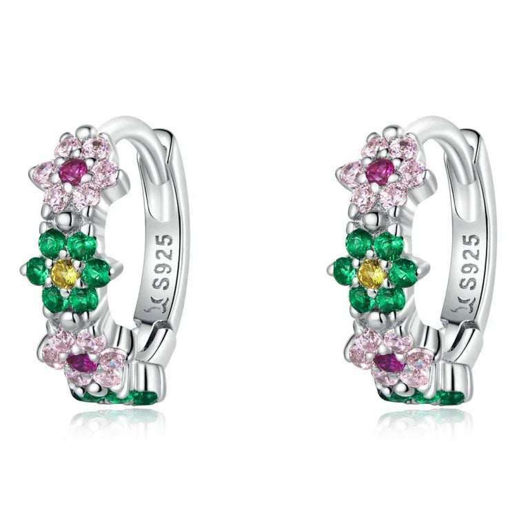 Zarte Ohrringe aus 925er Sterlingsilber mit Blumenmuster für Damen