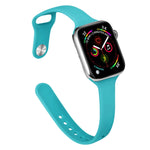 Schlankes Silikon-Ersatzarmband für Apple Watch Series 7 (41 mm), 6, SE, 5 und 4 (40 mm) sowie 3, 2 und 1 (38 mm)