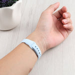 Schlankes Silikon-Ersatzarmband für Apple Watch Series 7 (41 mm), 6, SE, 5 und 4 (40 mm) sowie 3, 2 und 1 (38 mm)