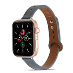 Doppelnieten-Lederarmband für Apple Watch Series 7 (41 mm), 6, SE, 5 und 4 (40 mm), 3, 2 und 1 (38 mm), 7 (45 mm), 6, SE, 5 und 4 (44 mm) sowie 3, 2 und 1 (42 mm)