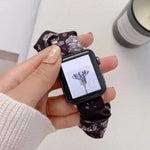Elastisches Stoffarmband mit einfacher Schlaufe für Apple Watch Series 7 (41 mm), 6, SE, 5 und 4 (40 mm), 3, 2 und 1 (38 mm), 7 (45 mm), 6, SE, 5 und 4 (44 mm) sowie 3, 2 und 1 (42 mm)