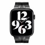 Metallarmband mit Schmetterlingsschließe für Apple Watch Series 7 (41 mm), 6, SE, 5 und 4 (40 mm), 3, 2 und 1 (38 mm) und 7 (45 mm), 6, SE, 5 und 4 (44 mm) sowie 3, 2 und 1 (42 mm).