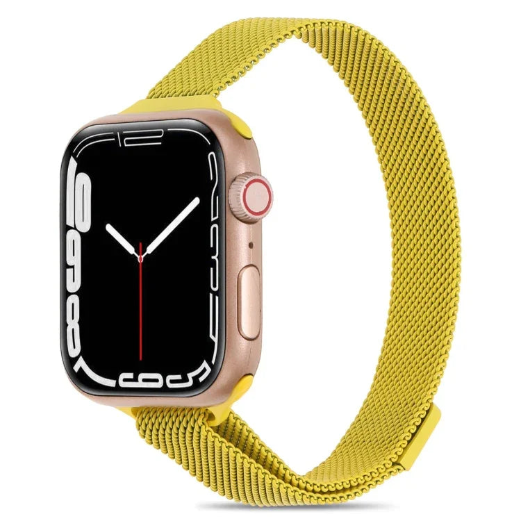 Milanaise-Armband für Apple Watch Series 7 (41 mm), 6, SE, 5 und 4 (40 mm), 3, 2 und 1 (38 mm) und 7 (45 mm), 6, SE, 5 und 4 (44 mm) sowie 3, 2 und 1 (42 mm)