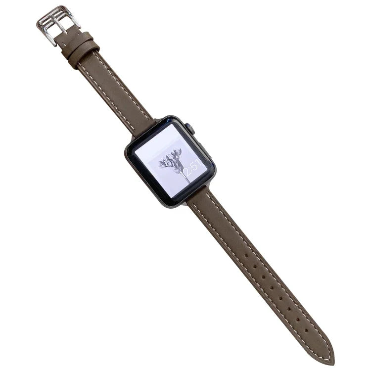 Einfaches Lederarmband für Apple Watch Series 7 (41 mm), 6, SE, 5 und 4 (40 mm), 3, 2 und 1 (38 mm) und 7 (45 mm), 6, SE, 5 und 4 (44 mm) sowie 3, 2 und 1 (42 mm).