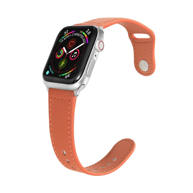 Silbernes Lederarmband mit Nagelschnalle für Apple Watch Series 7 (41 mm), 6, SE, 5, 4 (40 mm), 3, 2, 1 (38 mm) und 7 (45 mm), 6, SE, 5, 4 (44 mm) sowie 3, 2, 1 (42 mm).