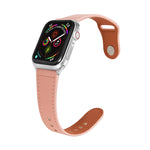 Silbernes Lederarmband mit Nagelschnalle für Apple Watch Series 7 (41 mm), 6, SE, 5, 4 (40 mm), 3, 2, 1 (38 mm) und 7 (45 mm), 6, SE, 5, 4 (44 mm) sowie 3, 2, 1 (42 mm).