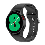 Offizielles silbernes Silikon-Armband mit runder Dornschließe, passend für Samsung Galaxy Watch 5 (44 mm)