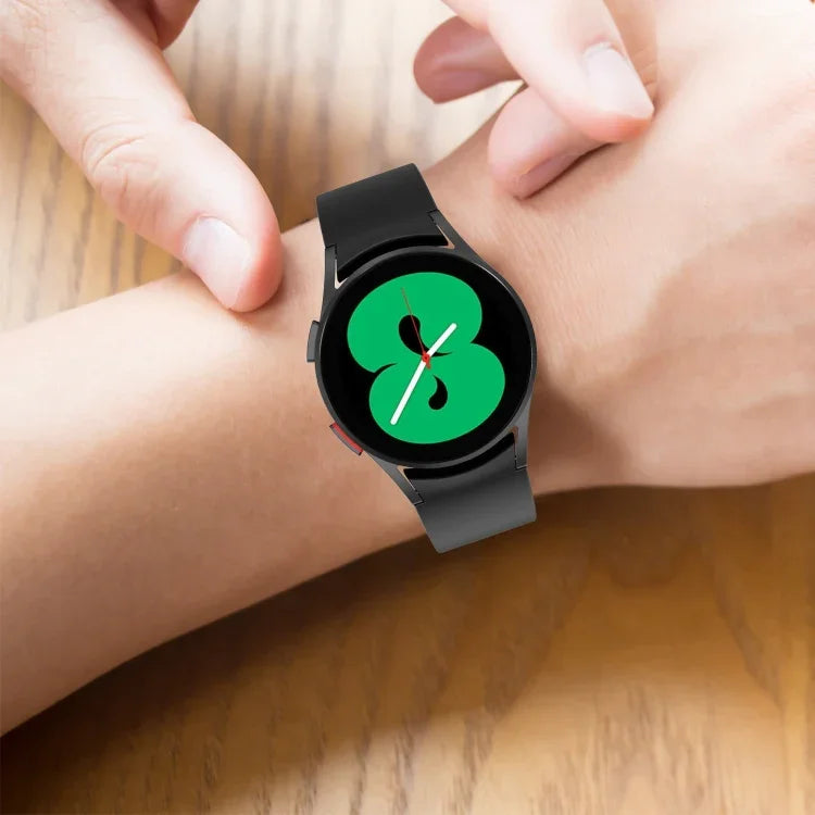 Offizielles silbernes Silikon-Armband mit runder Dornschließe, passend für Samsung Galaxy Watch 5 (44 mm)