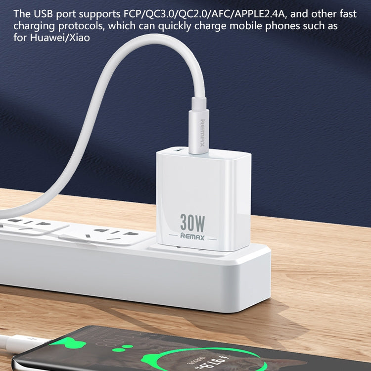REMAX RP-U82 30W USB+USB-C/Type-C Dual-Interface Schnellladegerät, CN-Stecker, UK-Stecker, US-Stecker