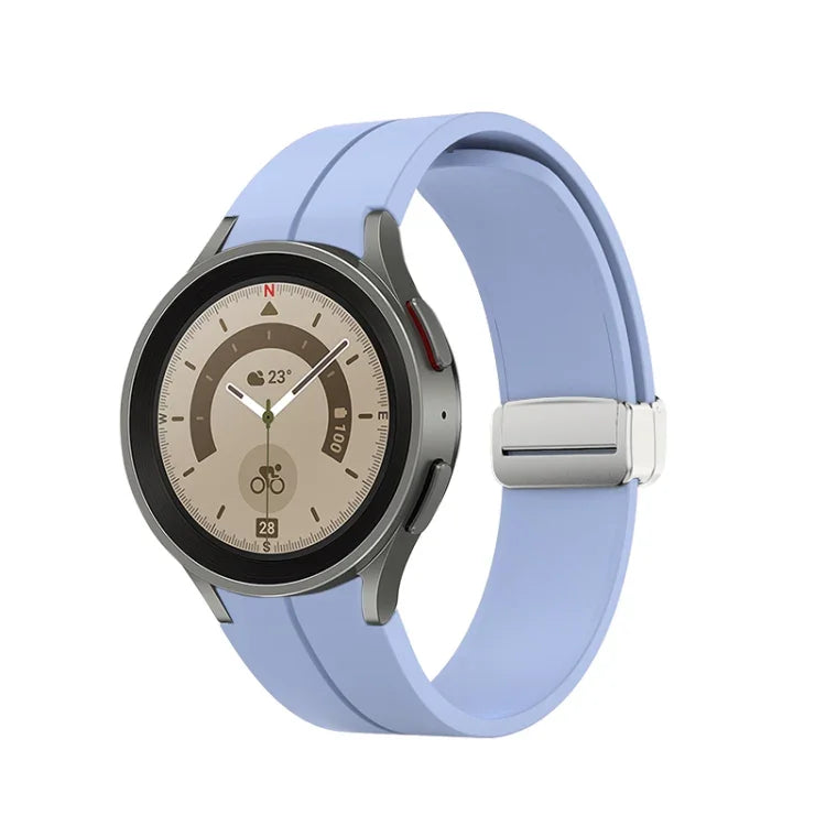Faltbares silbernes Silikon-Uhrenarmband mit Dornschließe, passend für Samsung Galaxy Watch5 40 &amp; 44 mm / Pro 45 mm