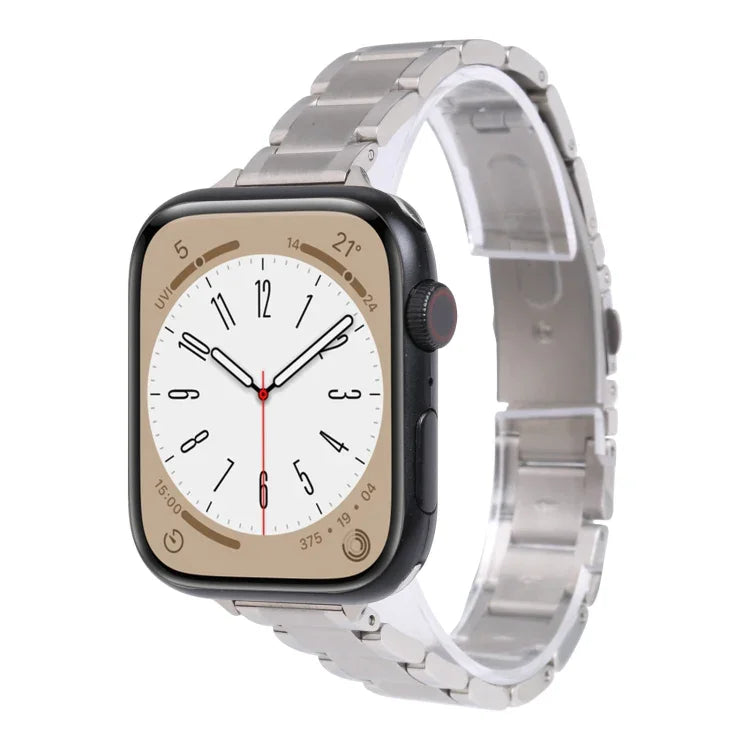 Dreireihiges Metallarmband für Apple Watch Series 7 (45 mm), 6, SE, 5 und 4 (44 mm), 3, 2 und 1 (42 mm), 7 (41 mm), 6, SE, 5 und 4 (40 mm) sowie 3, 2 und 1 (38 mm)