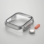 Schutzhülle aus Polycarbonat für Apple Watch Series 9 / 8 / 7 (45 mm) mit abnehmbarem Knopf