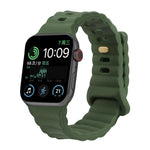 Reverse Buckle Silicone Watch Band, For Apple Watch Ultra 49mm / Series 8&7 45mm / SE 2&6&SE&5&4 44mm / 3&2&1 42mm, For Apple Watch Series 8&7 41mm / SE 2&6&SE&5&4 40mm / 3&2&1 38mm