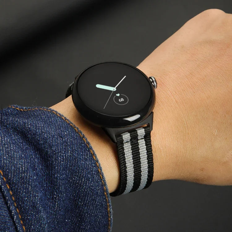 Gewebtes Nylon-Armband mit Stahlschließe, passend für Google Pixel Watch 4 / 3 / 2 / 1 (41 mm)