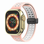 Silikonarmband mit Magnetverschluss und quadratischen Löchern, passend für Apple Watch Series 8 &amp; 7 (45 mm und 41 mm).