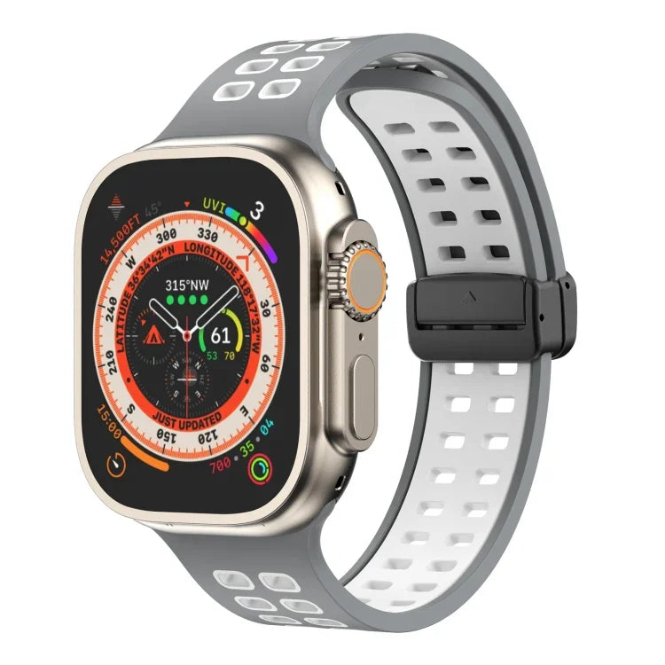 Silikonarmband mit Magnetverschluss und quadratischen Löchern, passend für Apple Watch Series 8 &amp; 7 (45 mm und 41 mm).