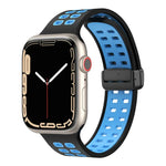 Silikonarmband mit Magnetverschluss und quadratischen Löchern, passend für Apple Watch Series 8 &amp; 7 (45 mm und 41 mm).