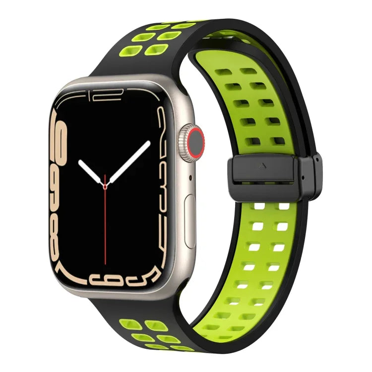 Silikonarmband mit Magnetverschluss und quadratischen Löchern, passend für Apple Watch Series 8 &amp; 7 (45 mm und 41 mm).