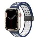 Silikonarmband mit Magnetverschluss und quadratischen Löchern, passend für Apple Watch Series 8 &amp; 7 (45 mm und 41 mm).