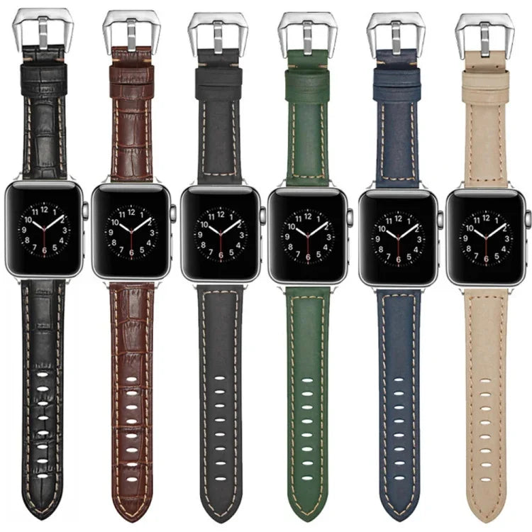 Silbernes Armband aus echtem Leder mit Dornschließe, passend für Apple Watch Series 8 &amp; 7 (45 mm und 41 mm).