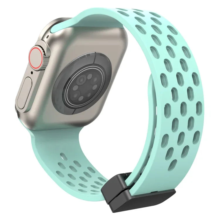 Silikonarmband mit Magnetverschluss, für Apple Watch Series 8 &amp; 7 (41 mm) und Apple Watch Series 8 &amp; 7 (45 mm)