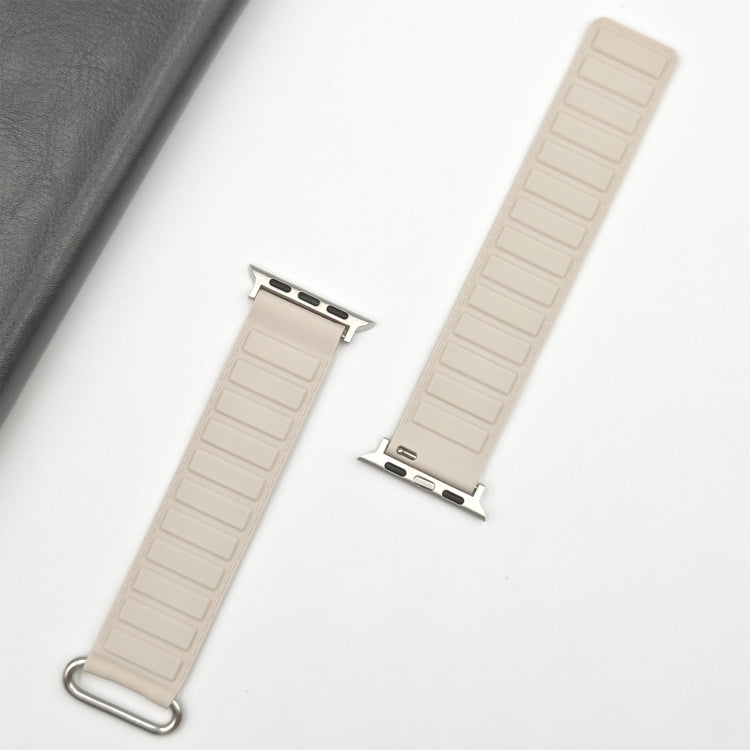 Umgedrehtes magnetisches Silikon-Uhrenarmband mit Schnalle, für Apple Watch Series 8 45mm, für Apple Watch SE 2022 40mm, für Apple Watch SE 2022 44mm