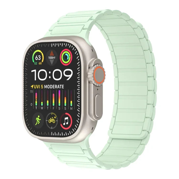 Magnetisches Loop-Silikonarmband, für Apple Watch SE 2023 44mm, für Apple Watch SE 2023 40mm, für Apple Watch Ultra 2 49mm