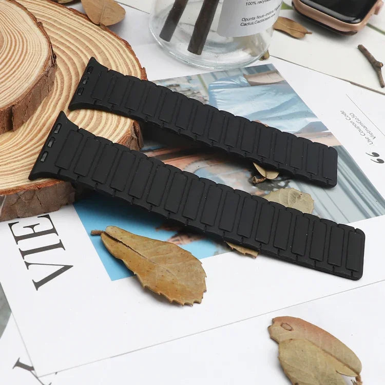 Magnetisches Loop-Silikonarmband, für Apple Watch Series 9 45mm, für Apple Watch Series 9 41mm, für Apple Watch Ultra 49mm
