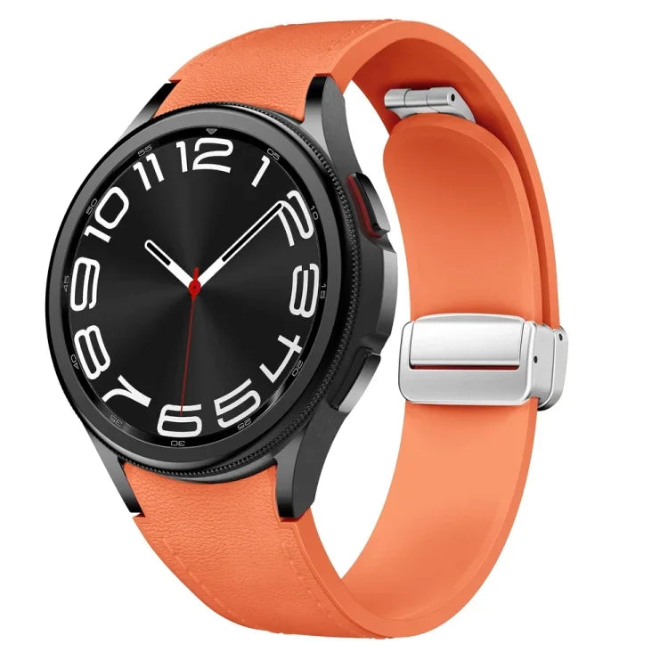 Magnetisches silbernes Uhrenarmband aus Leder und Silikon mit Schnalle, passend für Samsung Galaxy Watch 6
