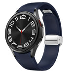 Magnetisches silbernes Uhrenarmband aus Leder und Silikon mit Schnalle, passend für Samsung Galaxy Watch 6