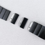 Abnehmbares Edelstahl-Armband mit einer Perle an der Seite, passend für Apple Watch 46 mm / 49 mm / 45 mm / 44 mm und 42 mm / 41 mm / 40 mm / 38 mm