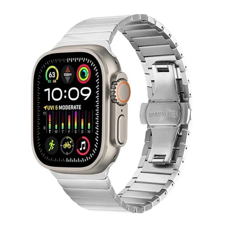 Armband aus Titanlegierung mit Faltschließe und einem Dorn, passend für Apple Watch 46 mm / 49 mm / 45 mm / 44 mm