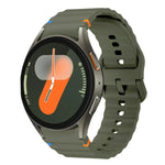 xDfind Silikon-Uhrenarmband mit Wellenmuster, Ziernähten und bunter Schnalle, für Samsung Galaxy Watch FE / 7 / 6 / 5 / 4