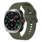xDfind Silikonarmband mit Wellenmuster und Ziernähten für Samsung Galaxy Watch8 Classic 46 mm / Watch8 44 mm / 40 mm, Größe L